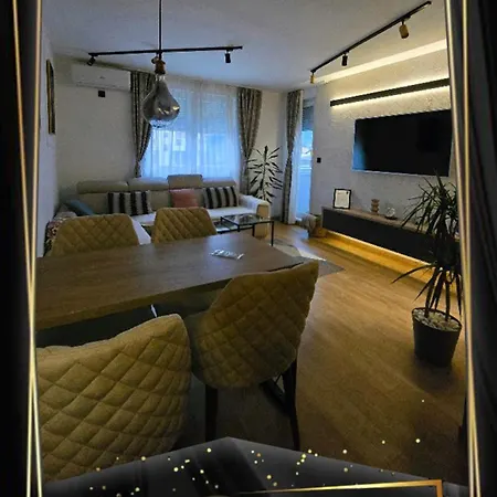 -cozy Lake- Sarajevo Διαμέρισμα Lukavica